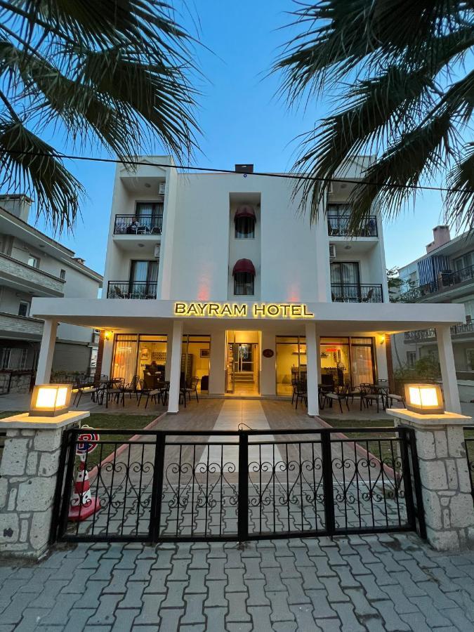 Bayram Hotel Çeşme Exteriör bild