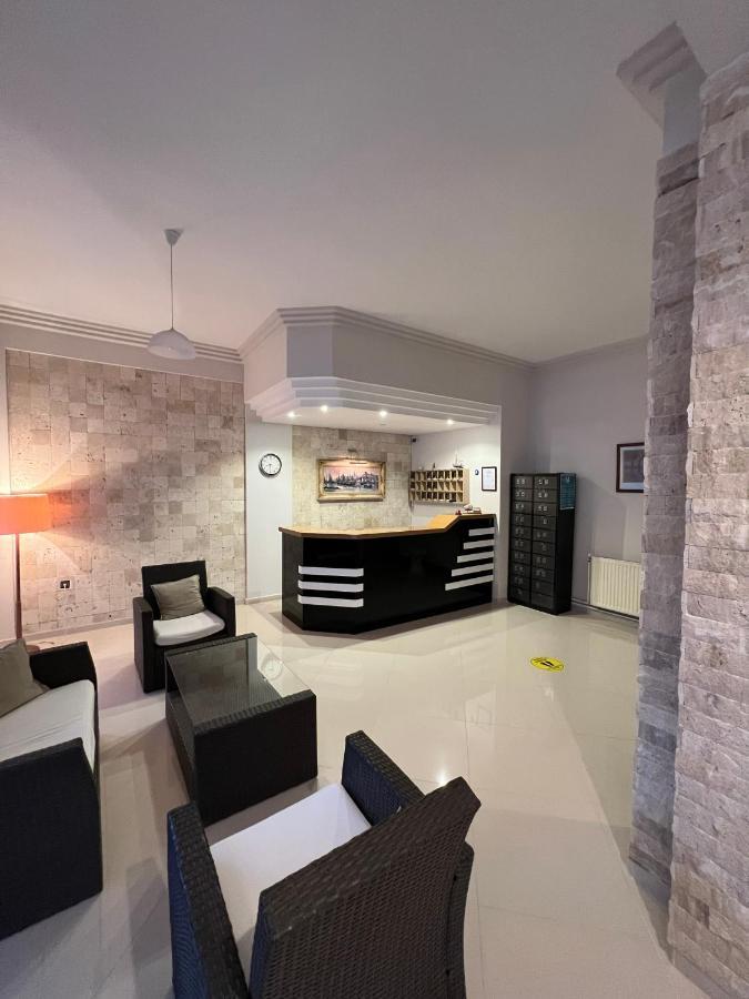 Bayram Hotel Çeşme Exteriör bild