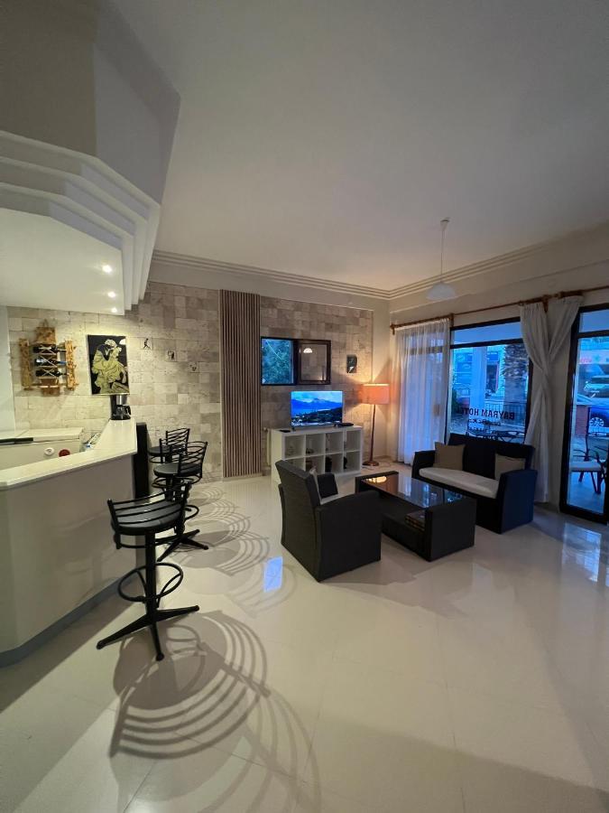 Bayram Hotel Çeşme Exteriör bild